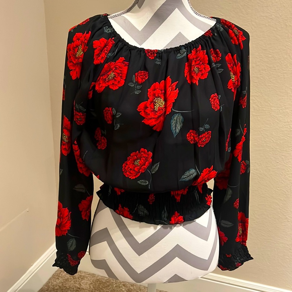 Streetwear Society Flower Design Top